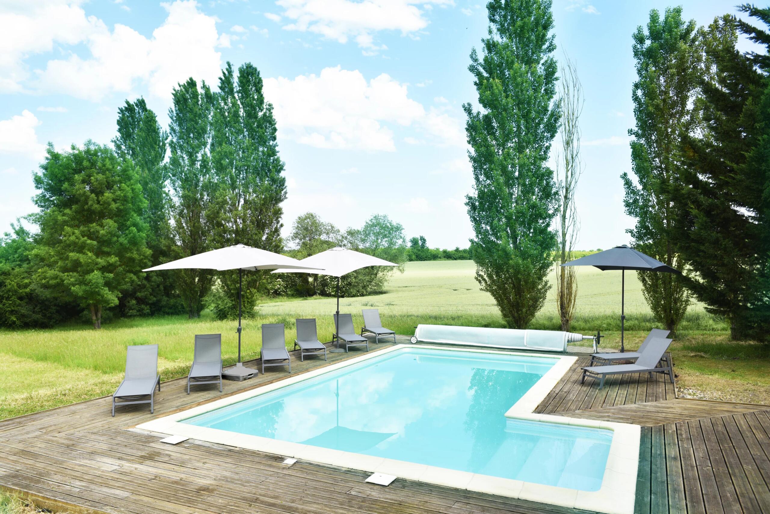 Delightful and substantial country home with a large guest house and 2 pools on 2.58Ha, Aquitaine – France – BVI84659