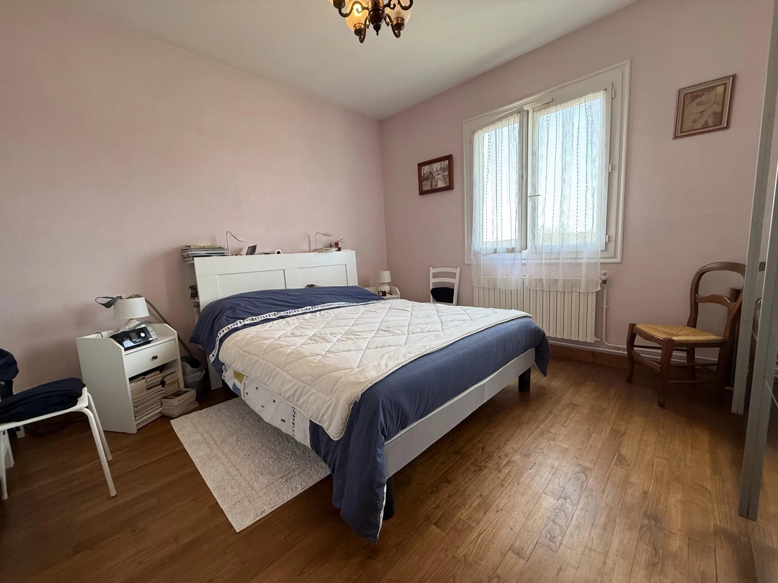 Spacious light-filled countryside home on edge of popular village, Aquitaine – France – BVI84238