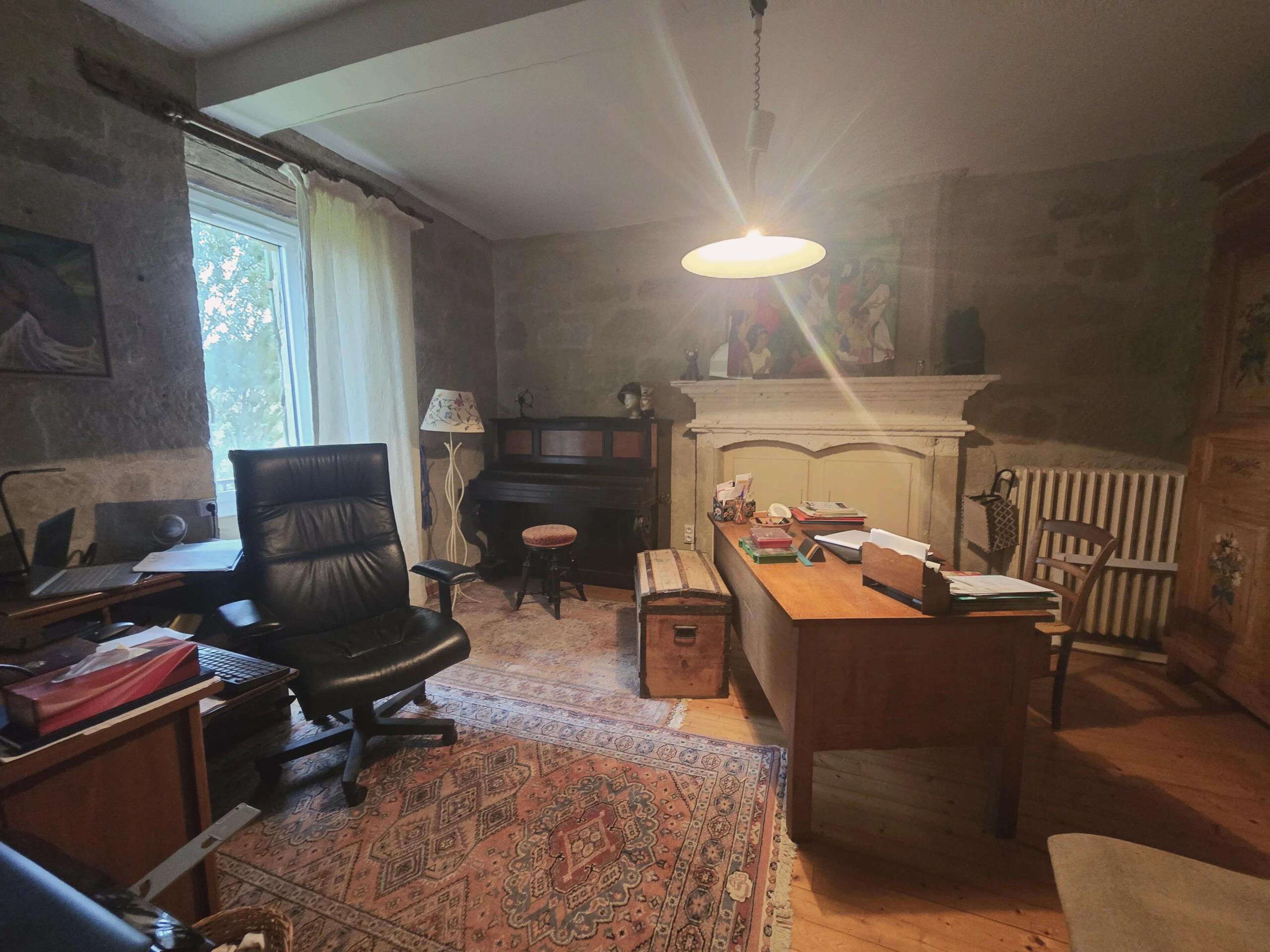 Authentic character property with stone outbuildings, Aquitaine – France – BVI82727