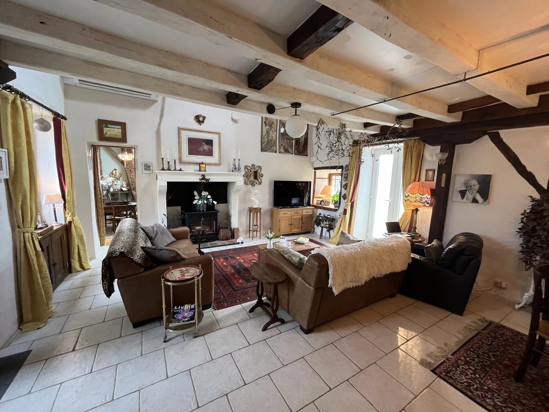 Stunning cottage with separate annexe, pool  and outbuildings, Poitou-Charentes – France – BVI80657