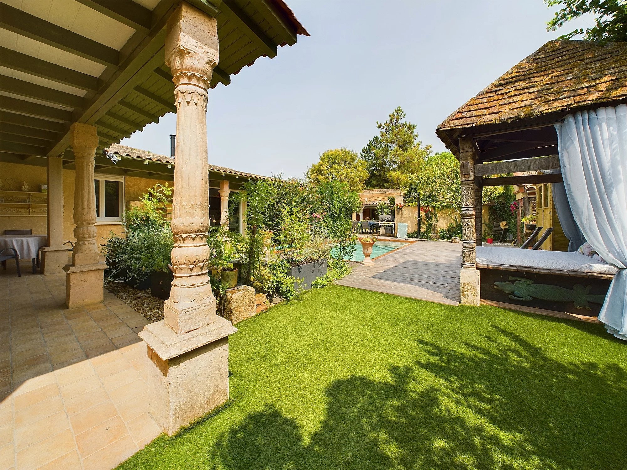 Luxury house with courtyard and swimming pool in Bergerac, Aquitaine – France – BVI76854