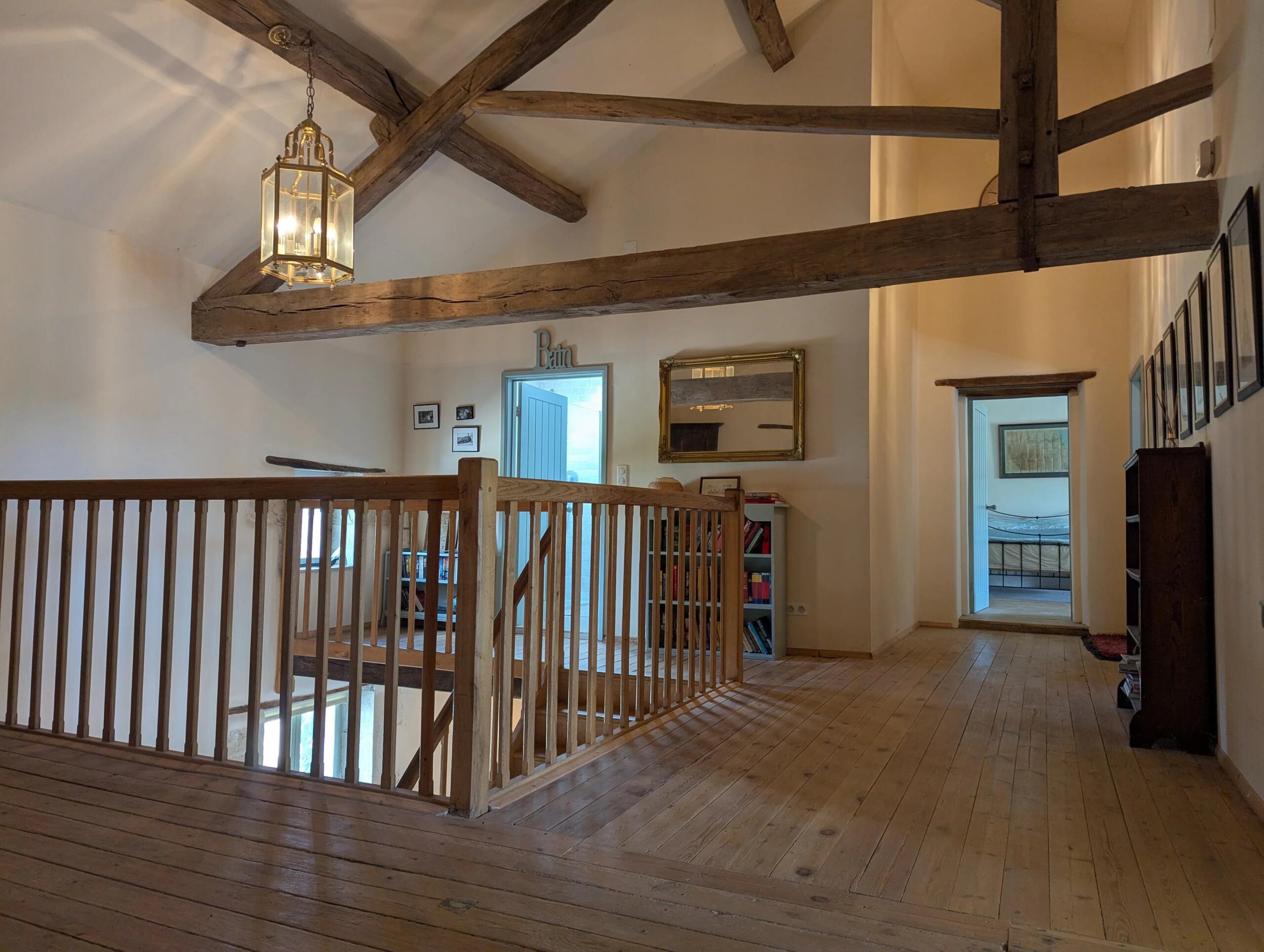 Breathtaking, renovated five-bedroom property with a heated pool and a large barn, Poitou-Charentes – France – BVI85261