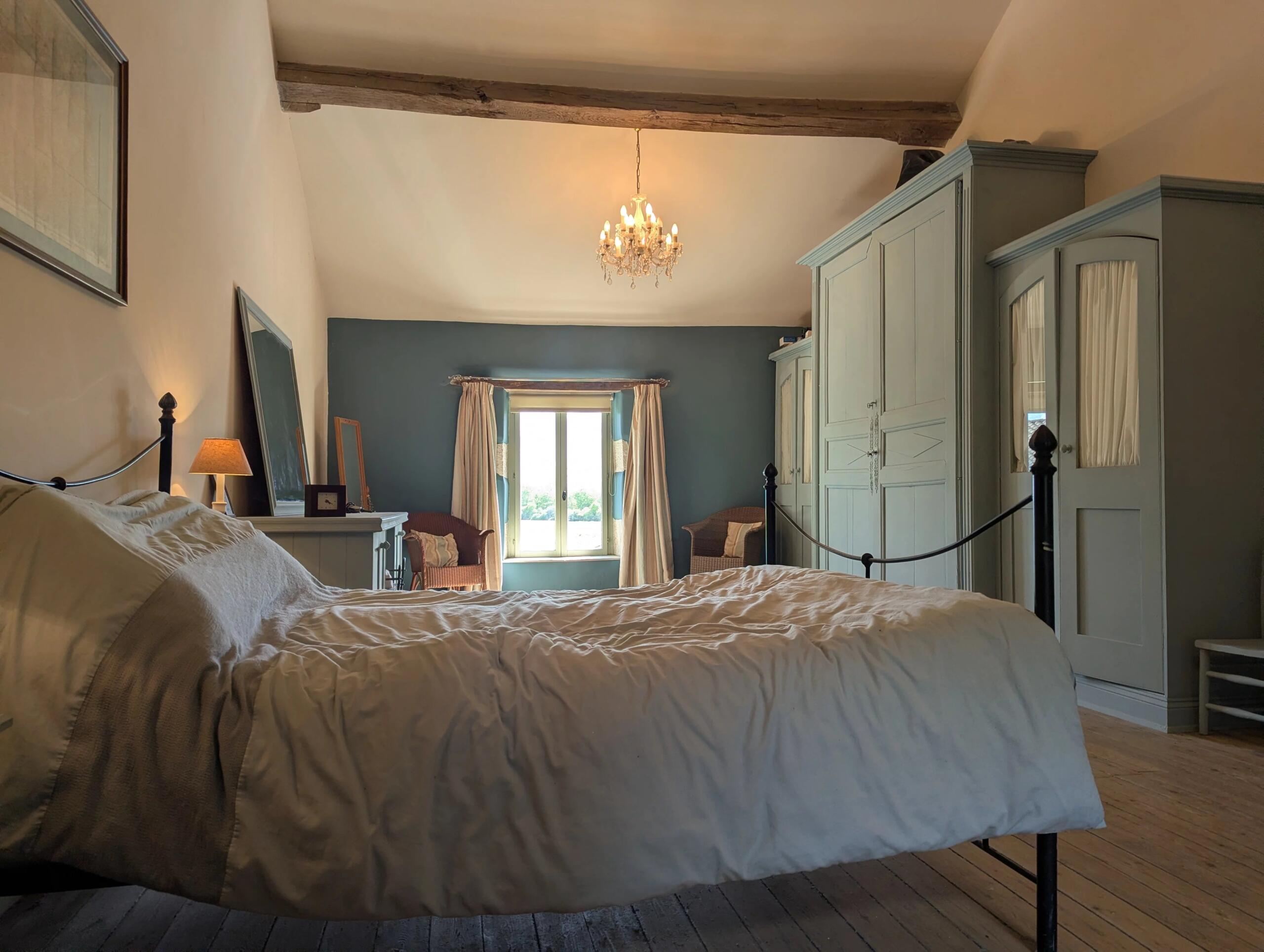 Breathtaking, renovated five-bedroom property with a heated pool and a large barn, Poitou-Charentes – France – BVI85261