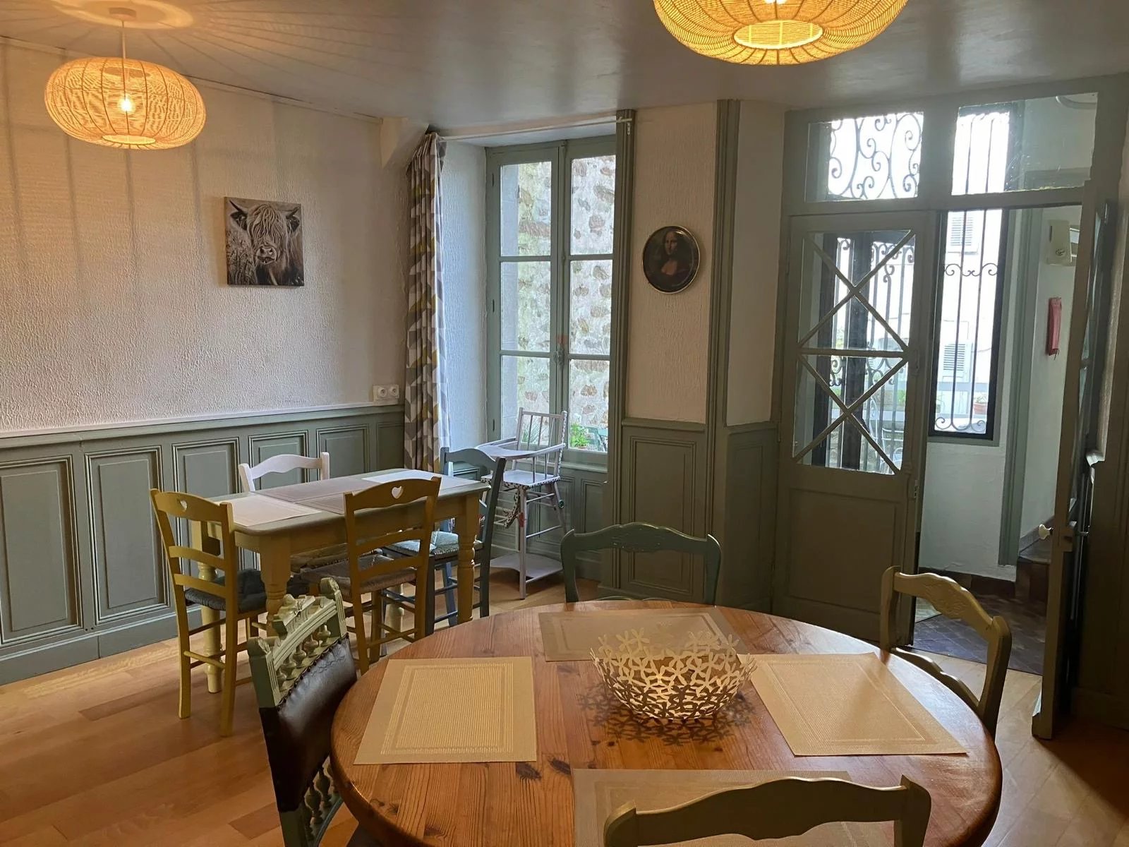 Superbly renovated townhouse in the square, perfect for a Bed & Breakfast or family home, Limousin – France – BVI77650