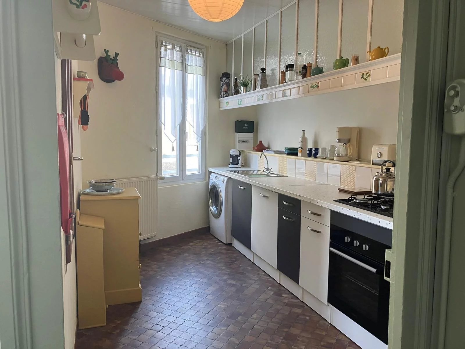 Superbly renovated townhouse in the square, perfect for a Bed & Breakfast or family home, Limousin – France – BVI77650