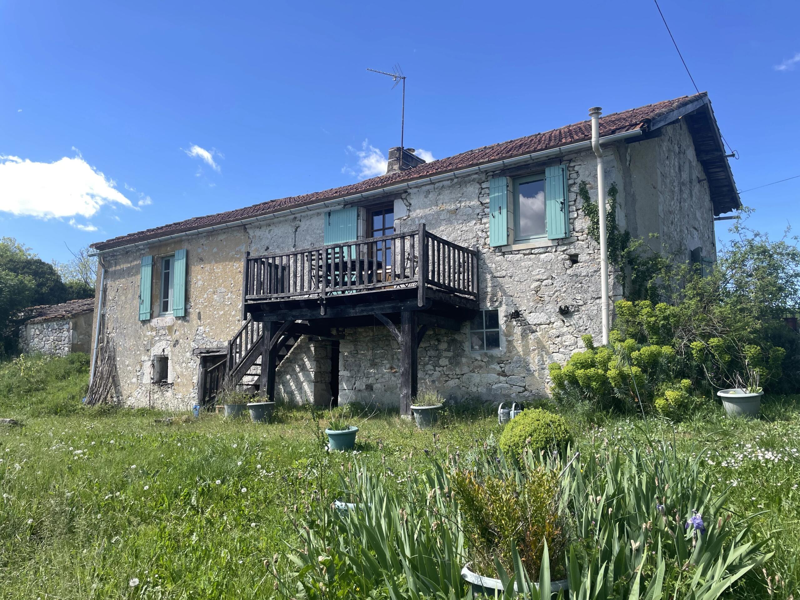 House in the countryside set in a fabulous position, Aquitaine – France – BVI85241