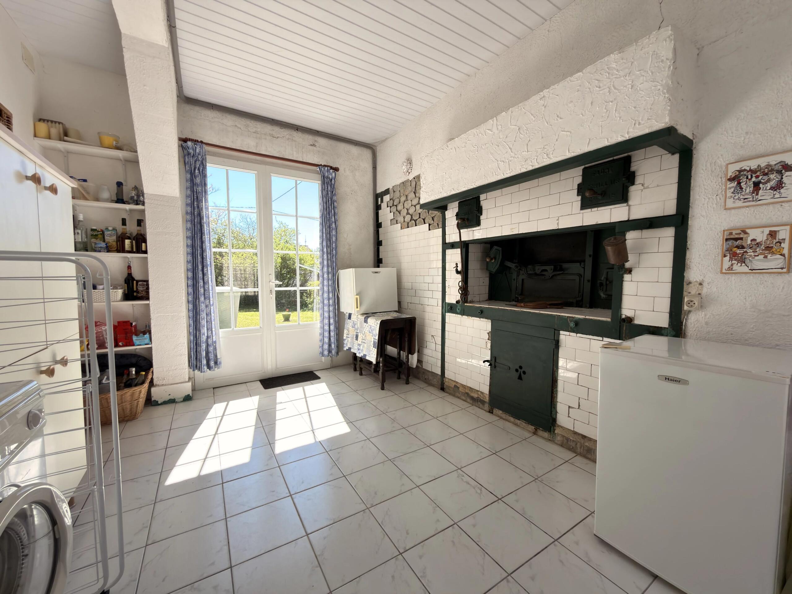 Spacious 5-Bedroom Home in a Peaceful Village Setting, Poitou-Charentes – France – BVI85194