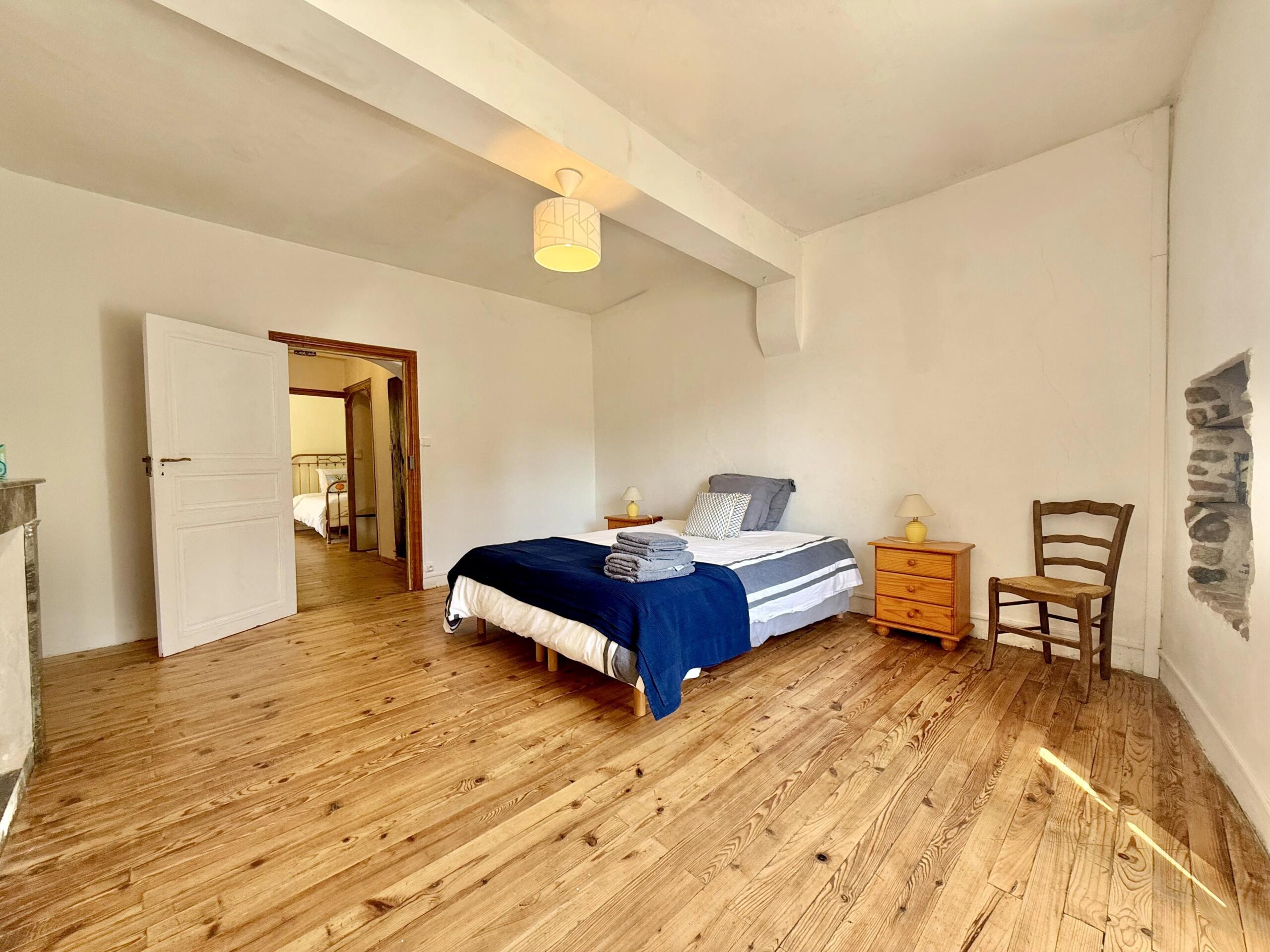 Charming character 2 bedroom, 2 bathroom village house, Languedoc-Roussillon – France – BVI76324