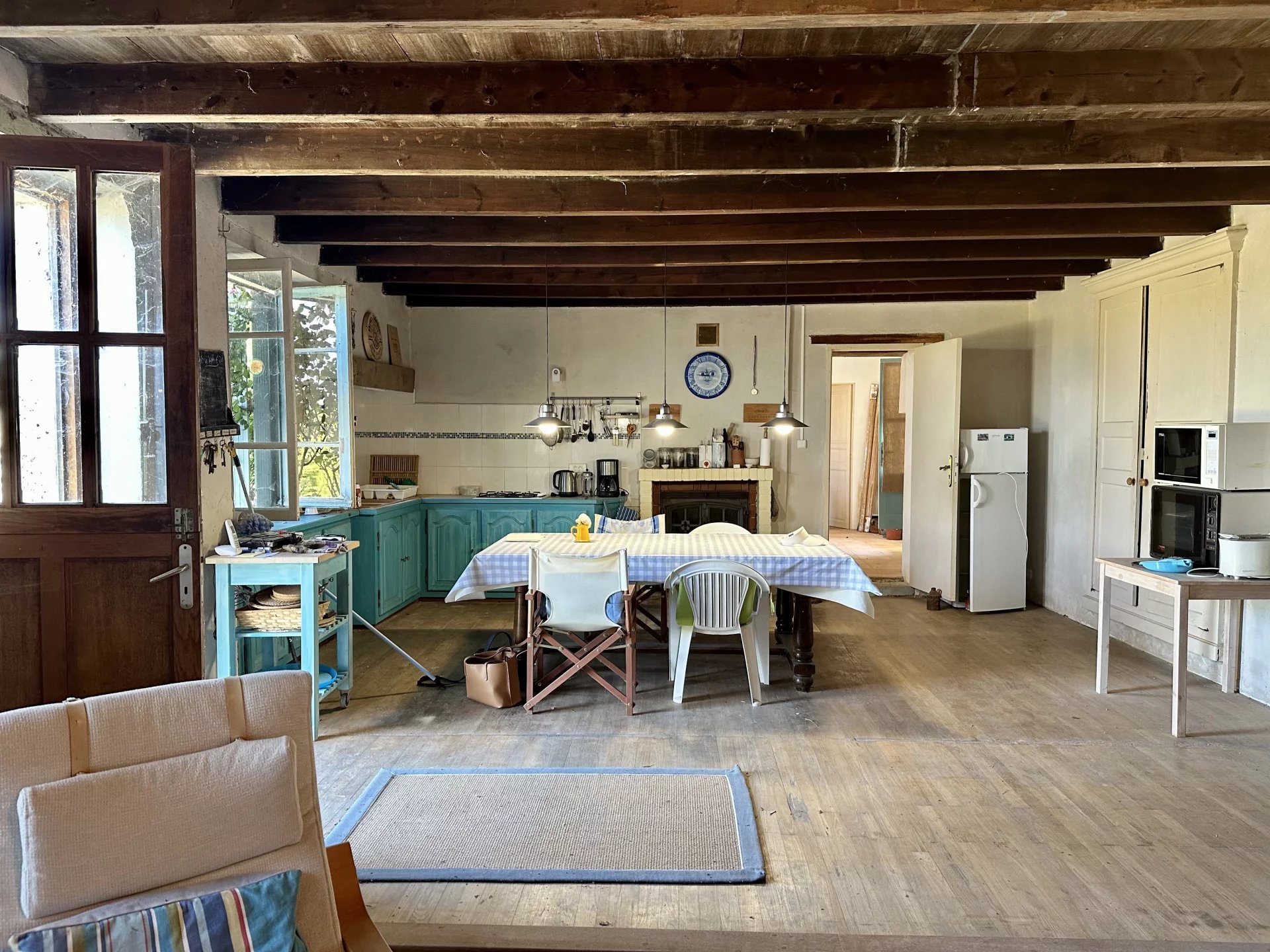 Traditional Charentaise Longere  in need of updating, Poitou-Charentes – France – BVI80860