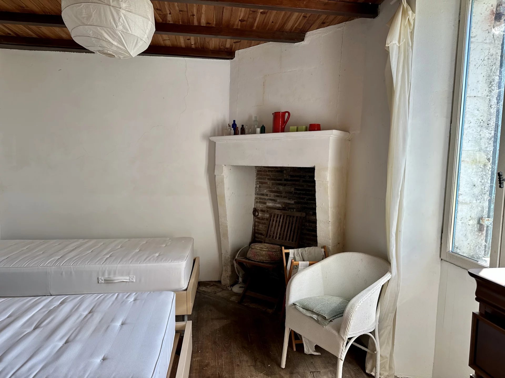 Traditional Charentaise Longere  in need of updating, Poitou-Charentes – France – BVI80860