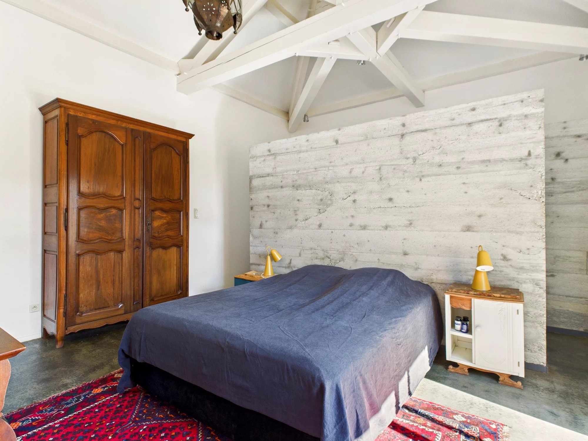 Spacious, Fully Renovated 3/4-Bedroom House and 2-Bedroom Gite with Pool, Midi-Pyrénées – France – BVI81995
