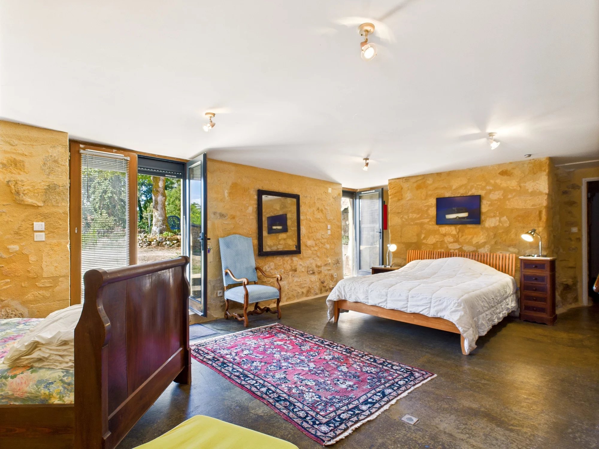 Spacious, Fully Renovated 3/4-Bedroom House and 2-Bedroom Gite with Pool, Midi-Pyrénées – France – BVI81995