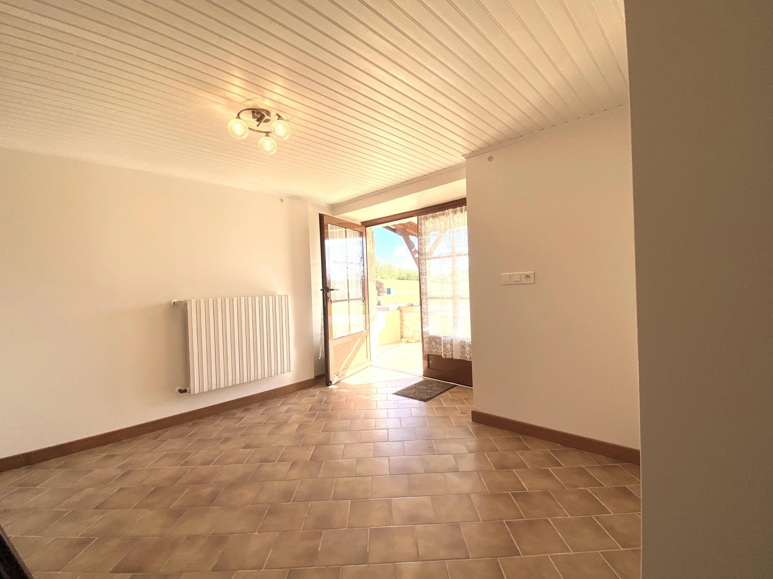 Charming Stone House with Covered Terrace, Midi-Pyrénées – France – BVI84361