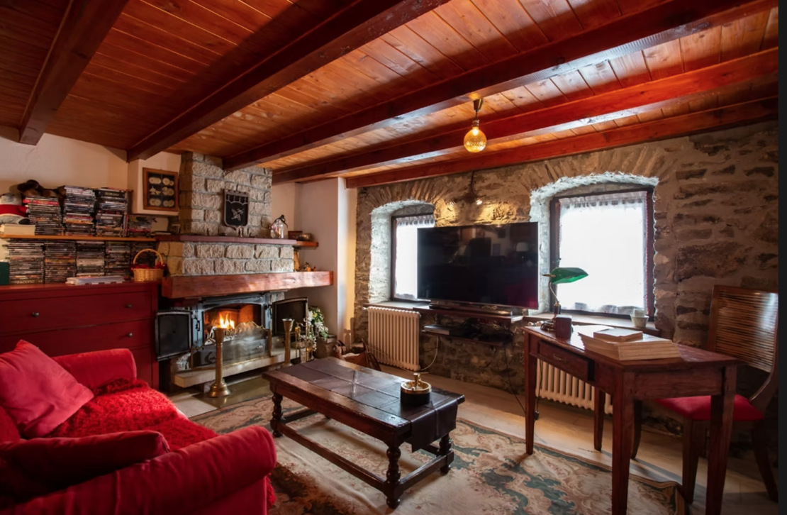 Alpine Chalet & Hospitality Retreat in Valle d’Aosta, Italy