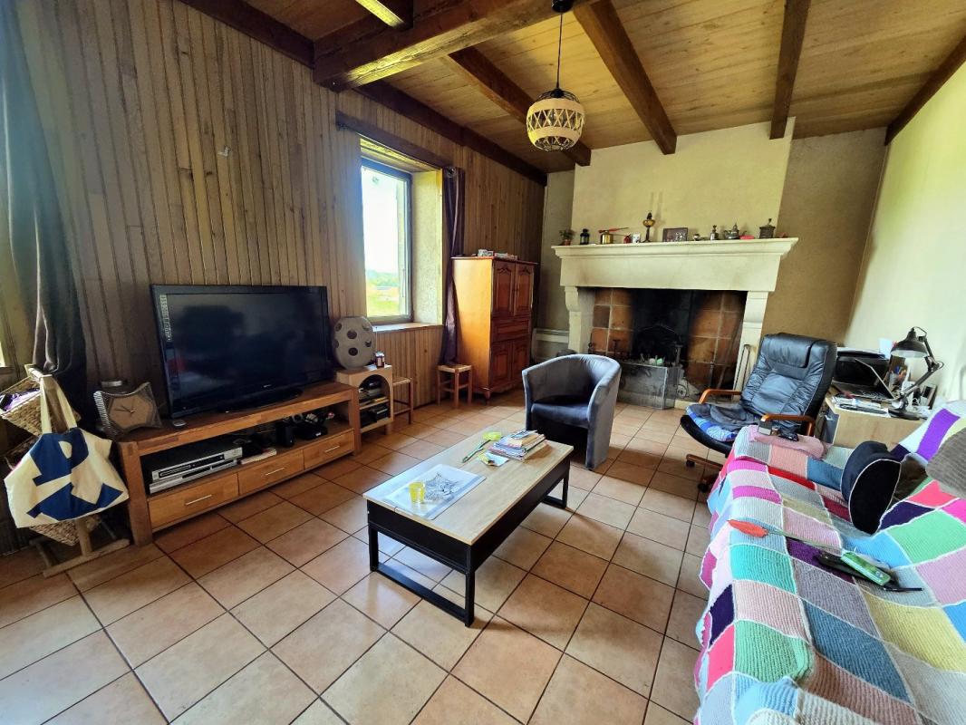 4 bedroom maison in Anglars Saint Felix, Aveyron, France