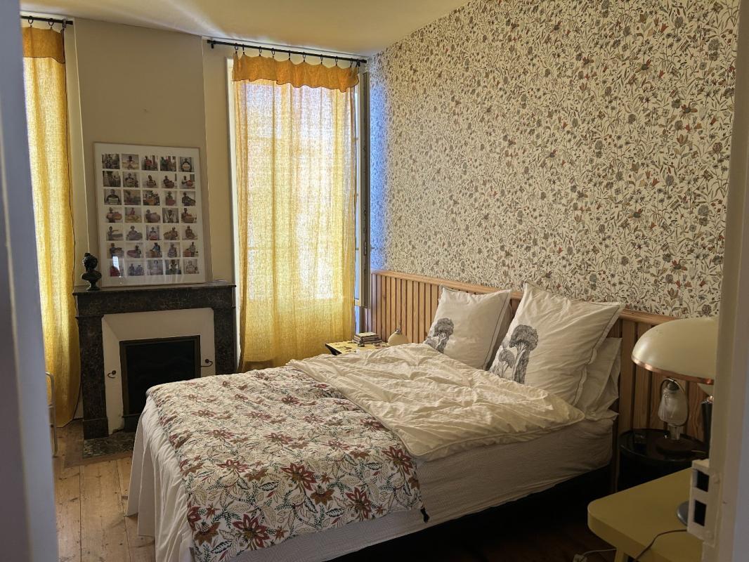 6 bedroom maison de ville in Saint Jean D’angely, Charente-Maritime, France