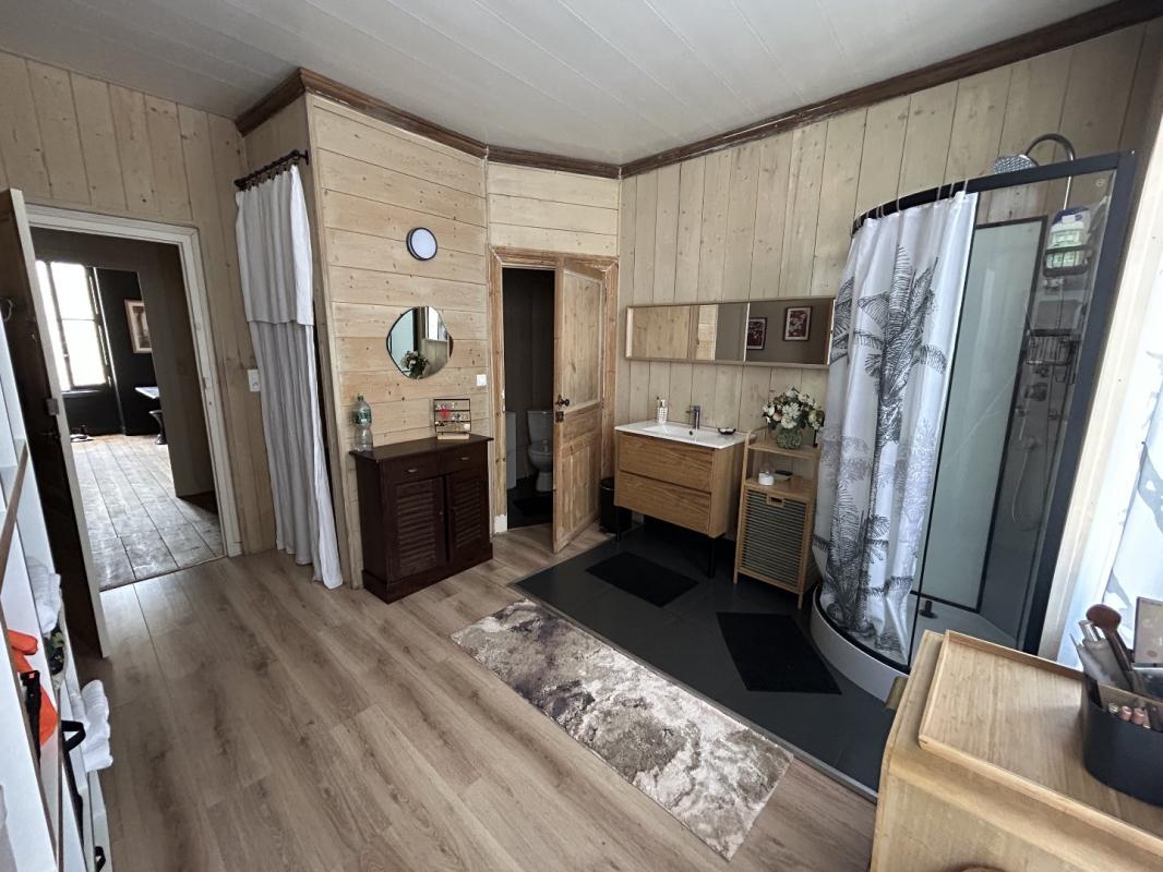 6 bedroom maison de ville in Saint Jean D’angely, Charente-Maritime, France