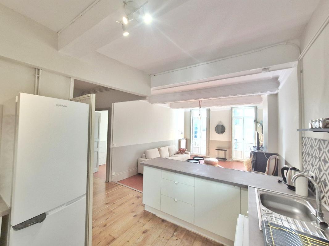 3 bedroom duplex/triplex in Beziers, Hérault, France