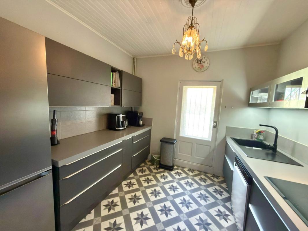 5 bedroom demeure in Ledergues, Aveyron, France