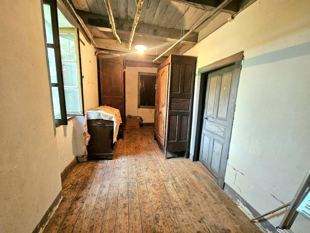 6 bedroom corps de ferme in Previnquieres, Aveyron, France