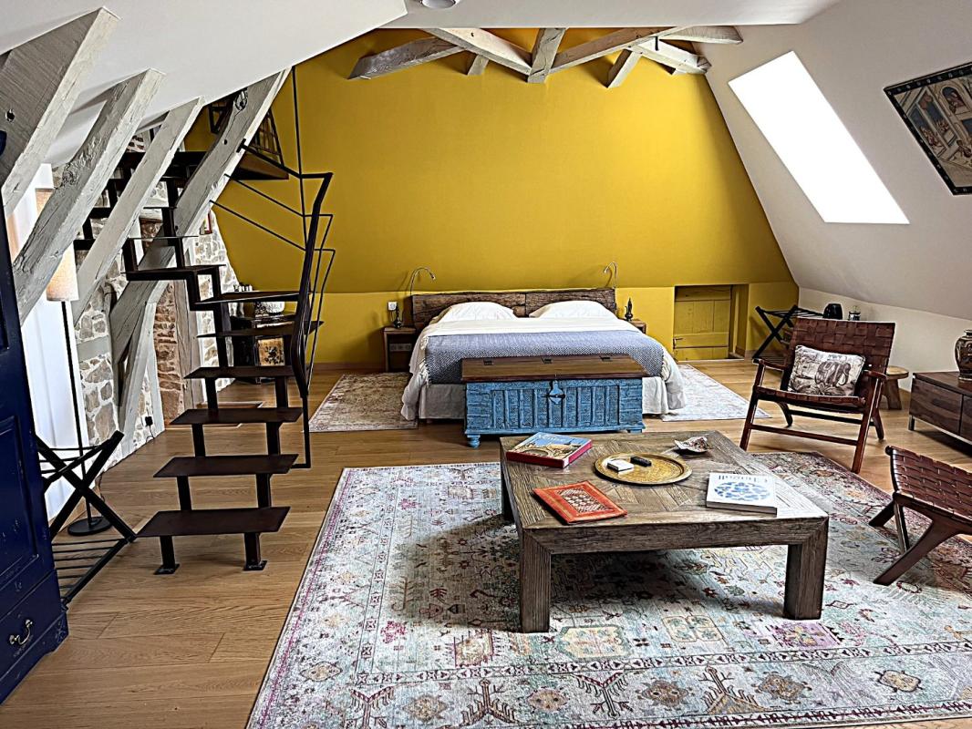 5 bedroom demeure in 10 Km De Figeac, Lot, France