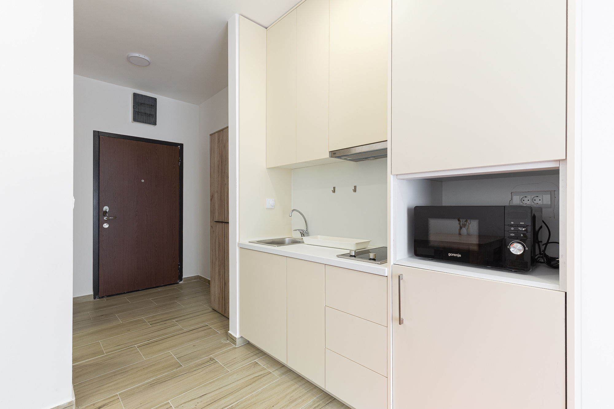 Studio Apartment in Bečići – Luxury Complex with Pool and Spa