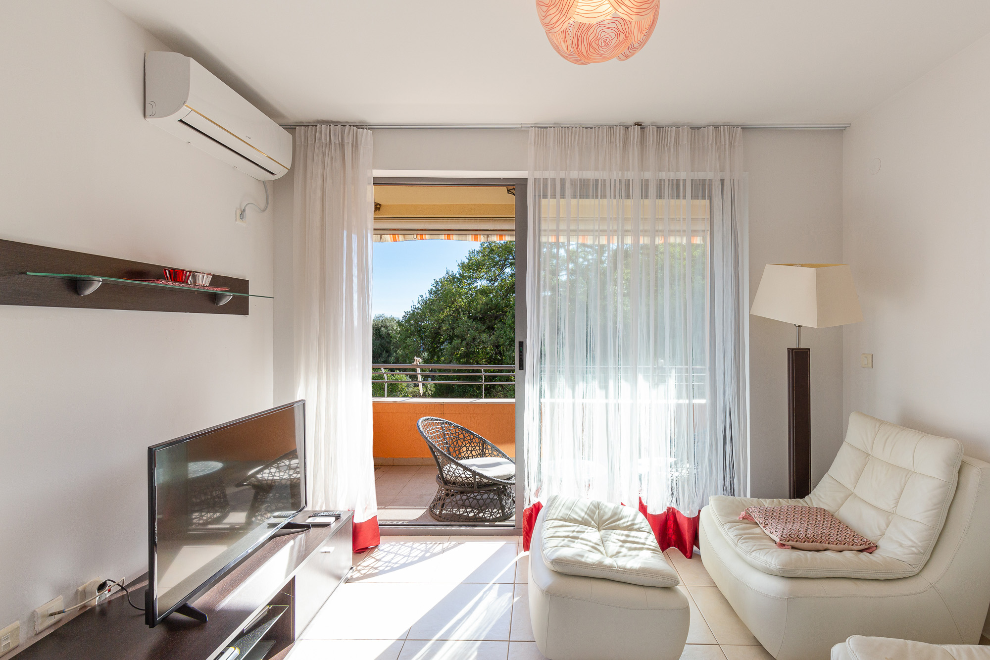 Ideal apartments for holidays and investments in Becici
