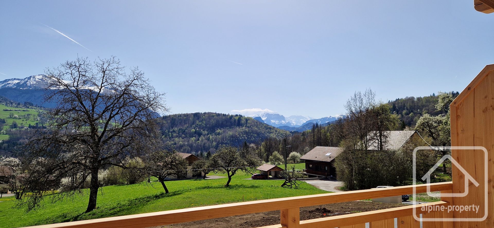 A 2 Bed Apartment In Shell Condition (79m2), Offering A Blank Canvas For Complete Fit-out. – CHAMPSA5