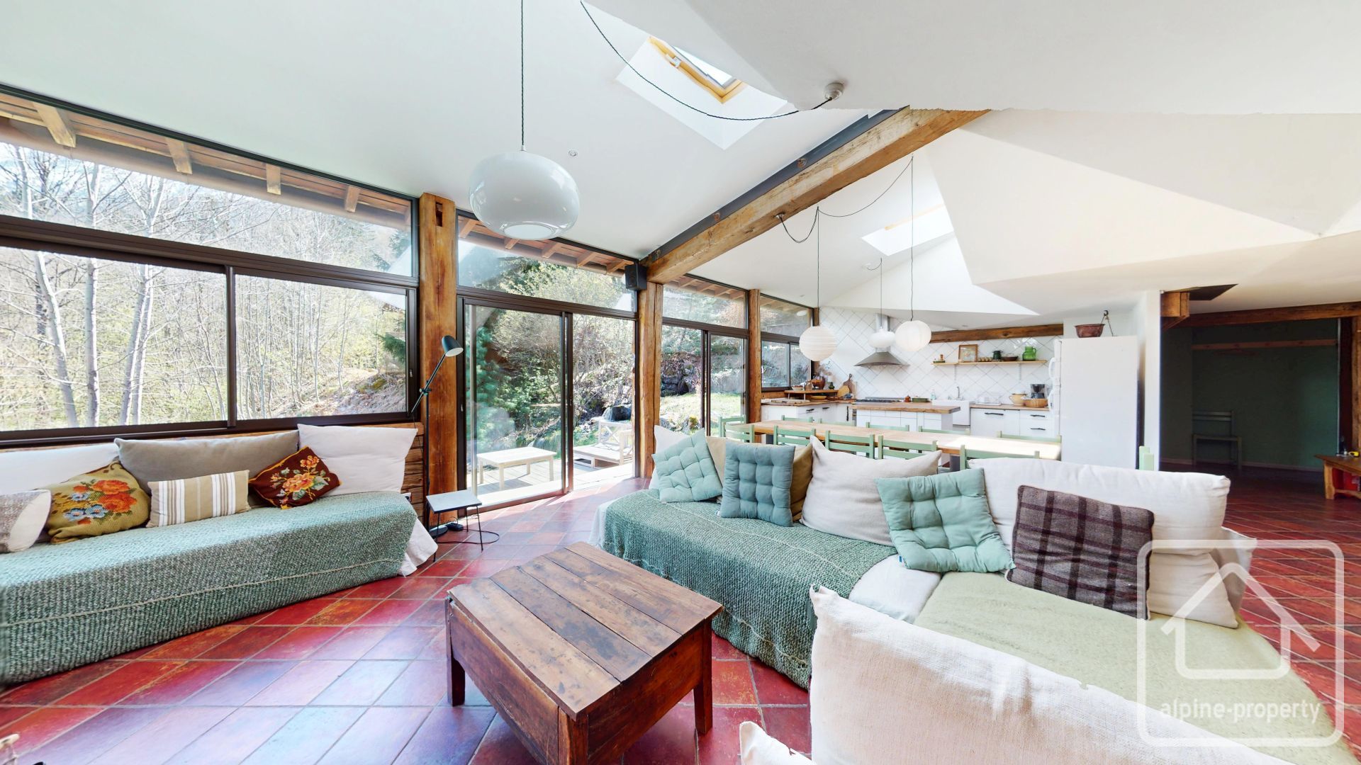 5 Bedroom 5 Bathroom Property, Walking Distance From Ski Lift, 1 Hour From Geneva – RIVENDELL