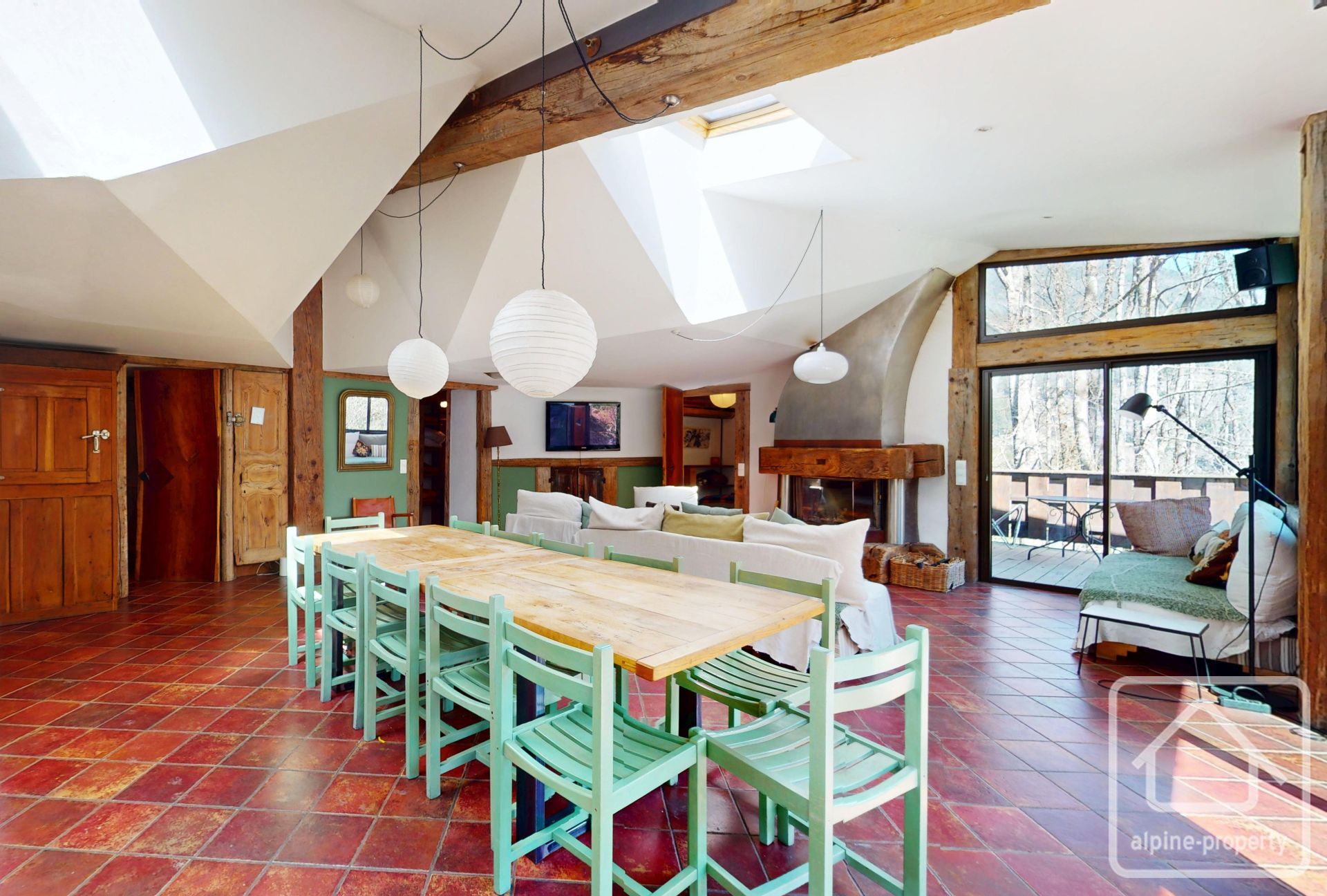 5 Bedroom 5 Bathroom Property, Walking Distance From Ski Lift, 1 Hour From Geneva – RIVENDELL