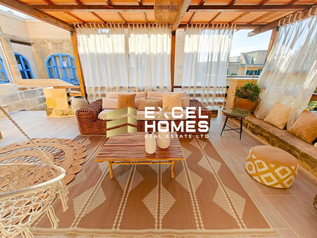 5 bedroom Farmhouse in Gharb, Malta – 66629