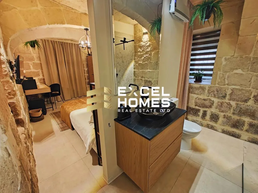 5 bedroom Farmhouse in Gharb, Malta – 66629