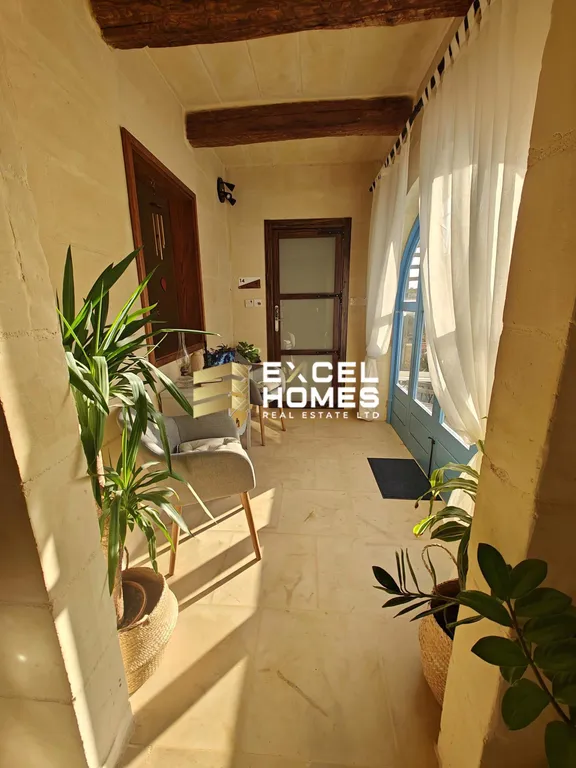 5 bedroom Farmhouse in Gharb, Malta – 66629