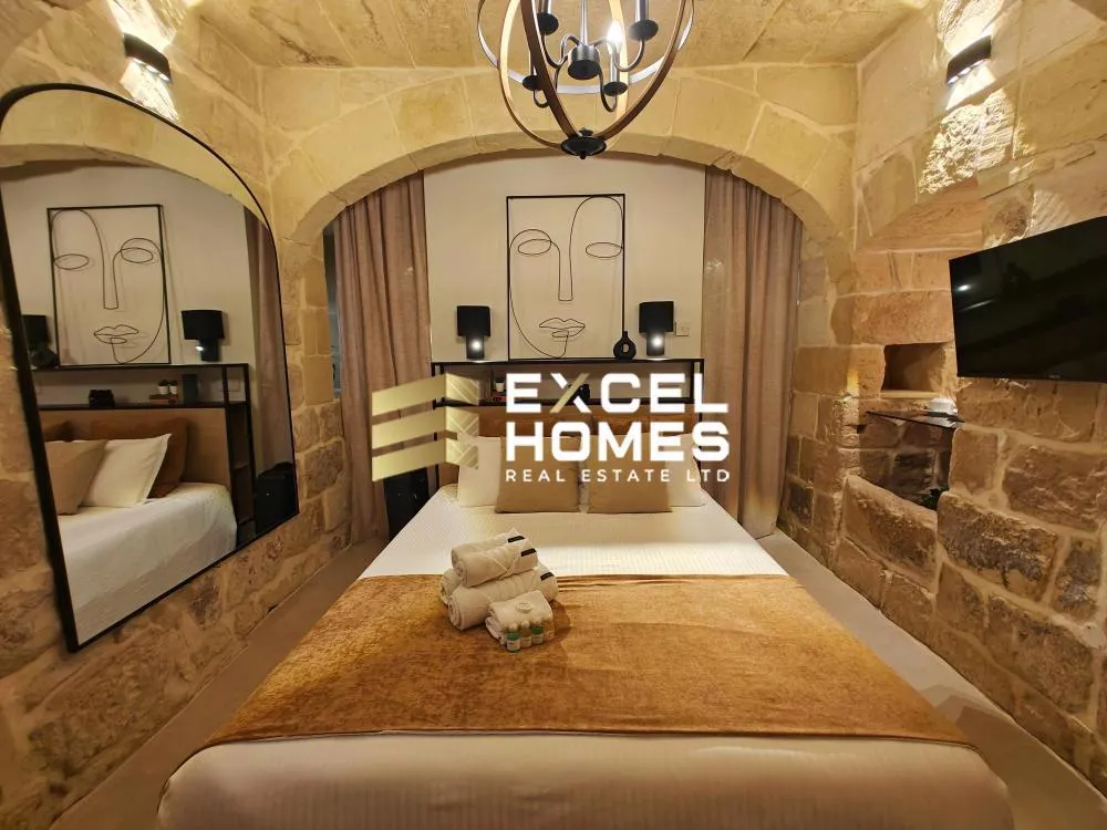 5 bedroom Farmhouse in Gharb, Malta – 66629