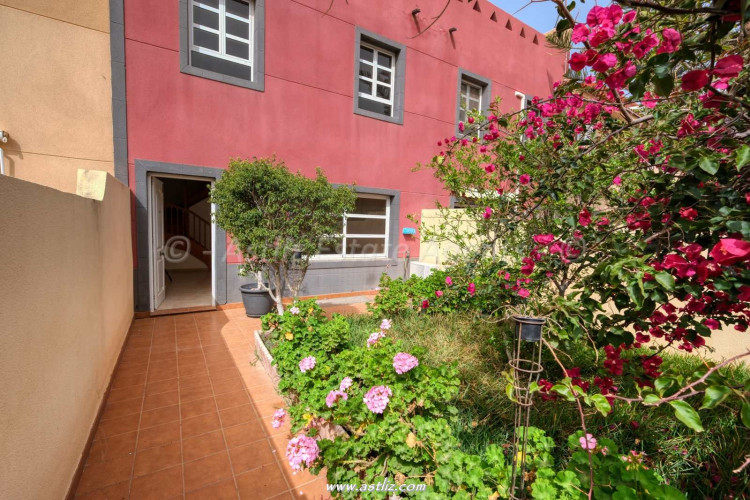 4 bedroom villa in Jardin Del Coral, Costa Del Silencio, Spain – AAEP1893