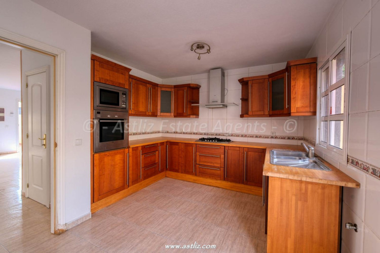 4 bedroom villa in Jardin Del Coral, Costa Del Silencio, Spain – AAEP1893