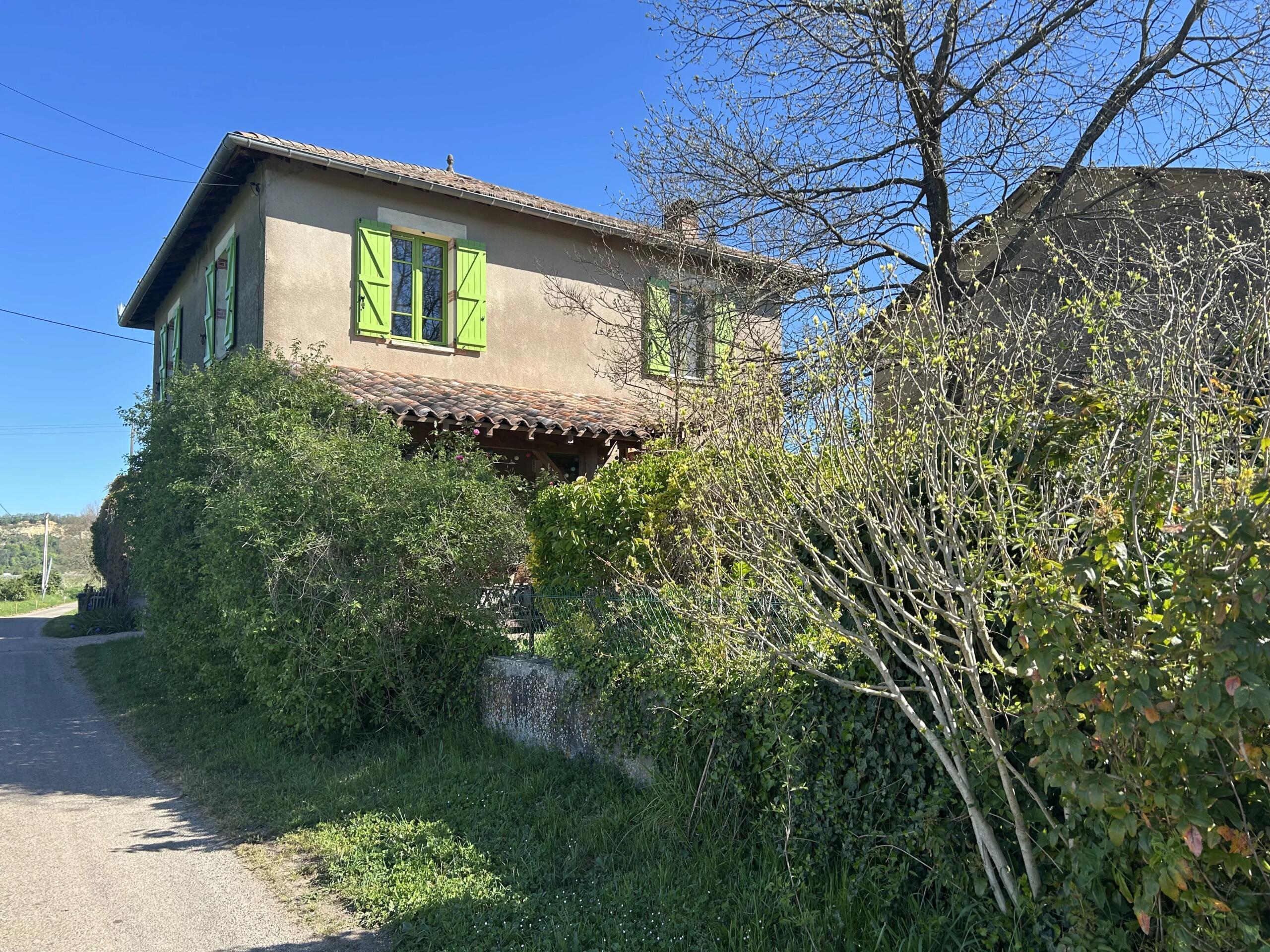 Riverside Country House with Outbuildings, Land and Garden – Les Barthes, Tarn-et-Garonne, Midi-Pyrénées – France – BVI85117