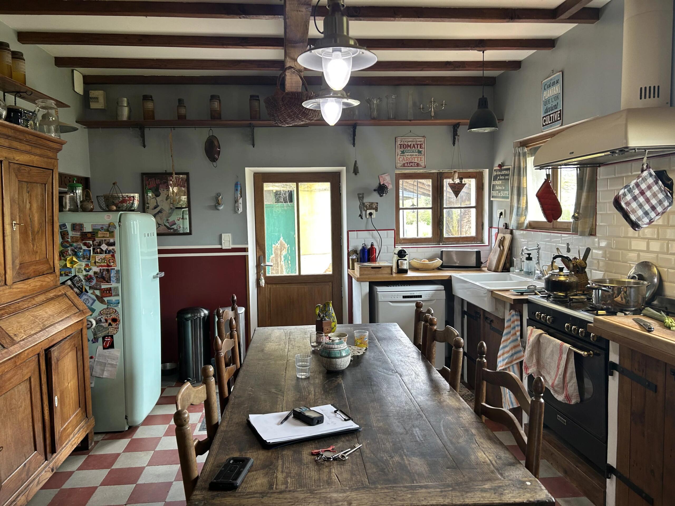 Riverside Country House with Outbuildings, Land and Garden – Les Barthes, Tarn-et-Garonne, Midi-Pyrénées – France – BVI85117