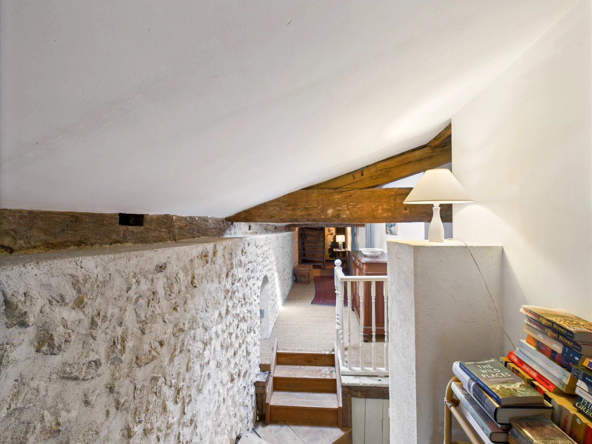 Characterful 4/5 bed detached residence, Poitou-Charentes – France – BVI82033