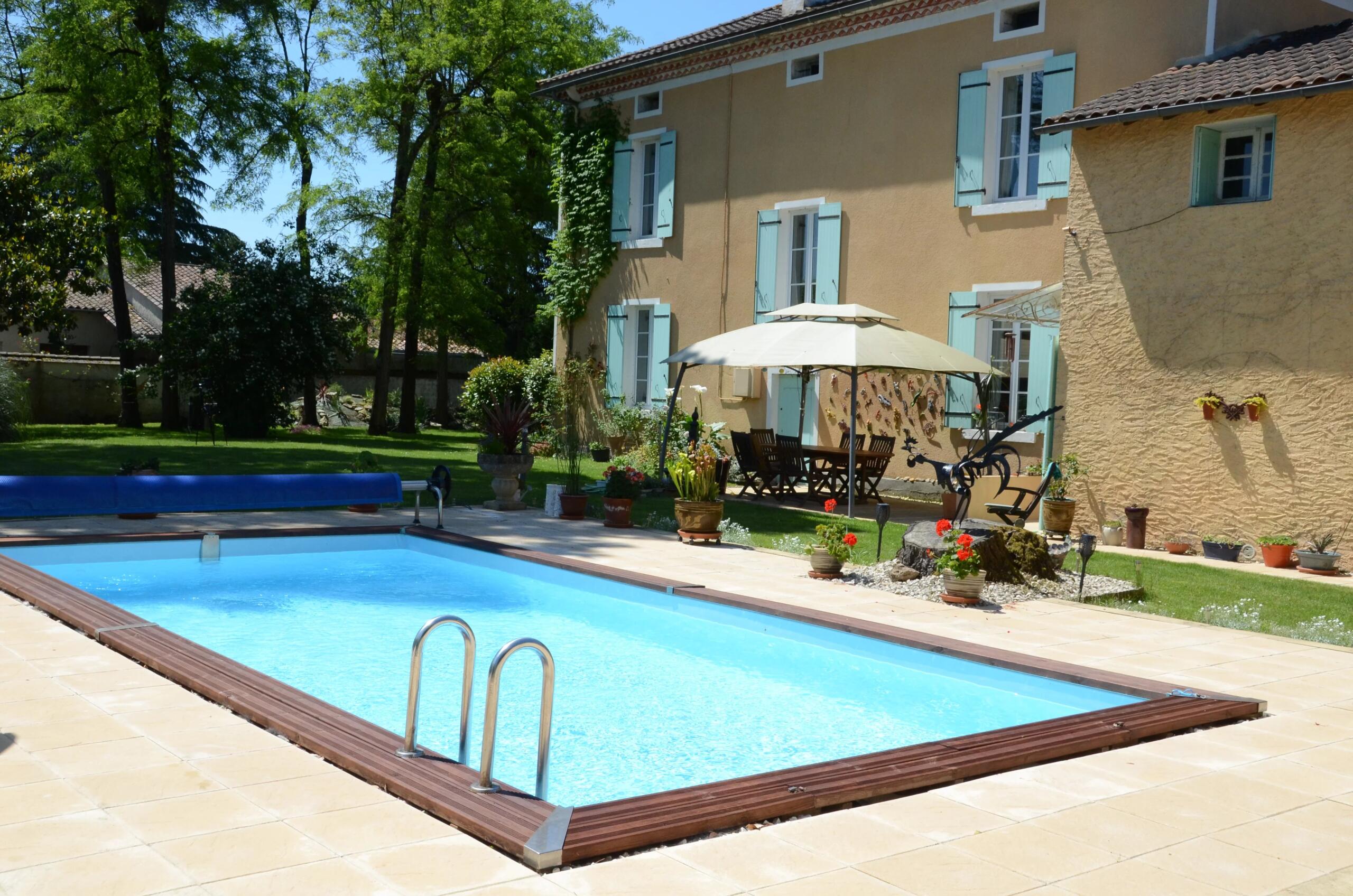Beautiful ‘Girondine’ House with Swimming Pool, Aquitaine – France – BVI83028