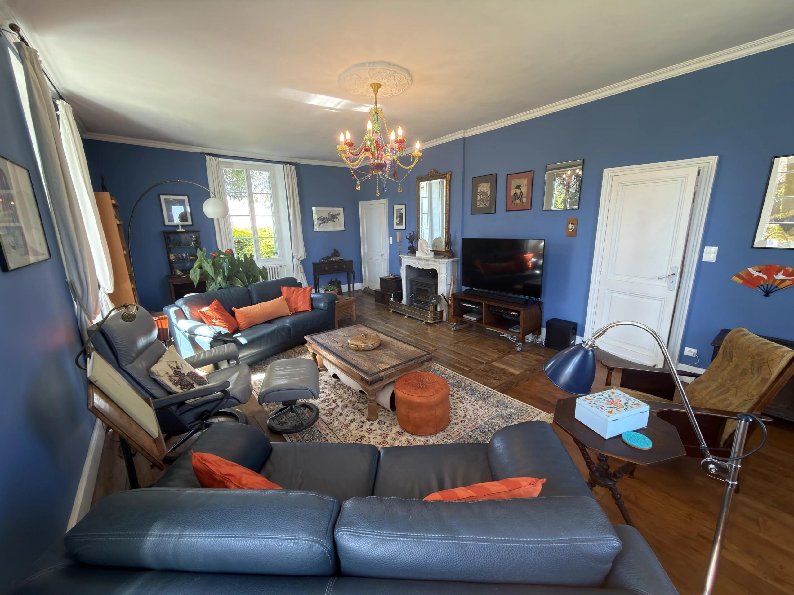 Beautiful ‘Girondine’ House with Swimming Pool, Aquitaine – France – BVI83028