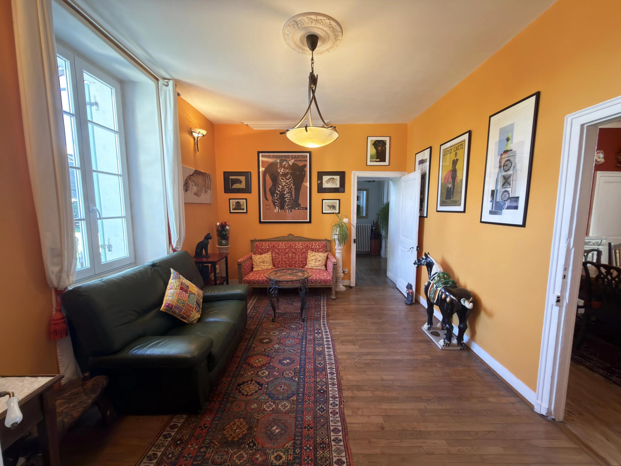 Beautiful ‘Girondine’ House with Swimming Pool, Aquitaine – France – BVI83028