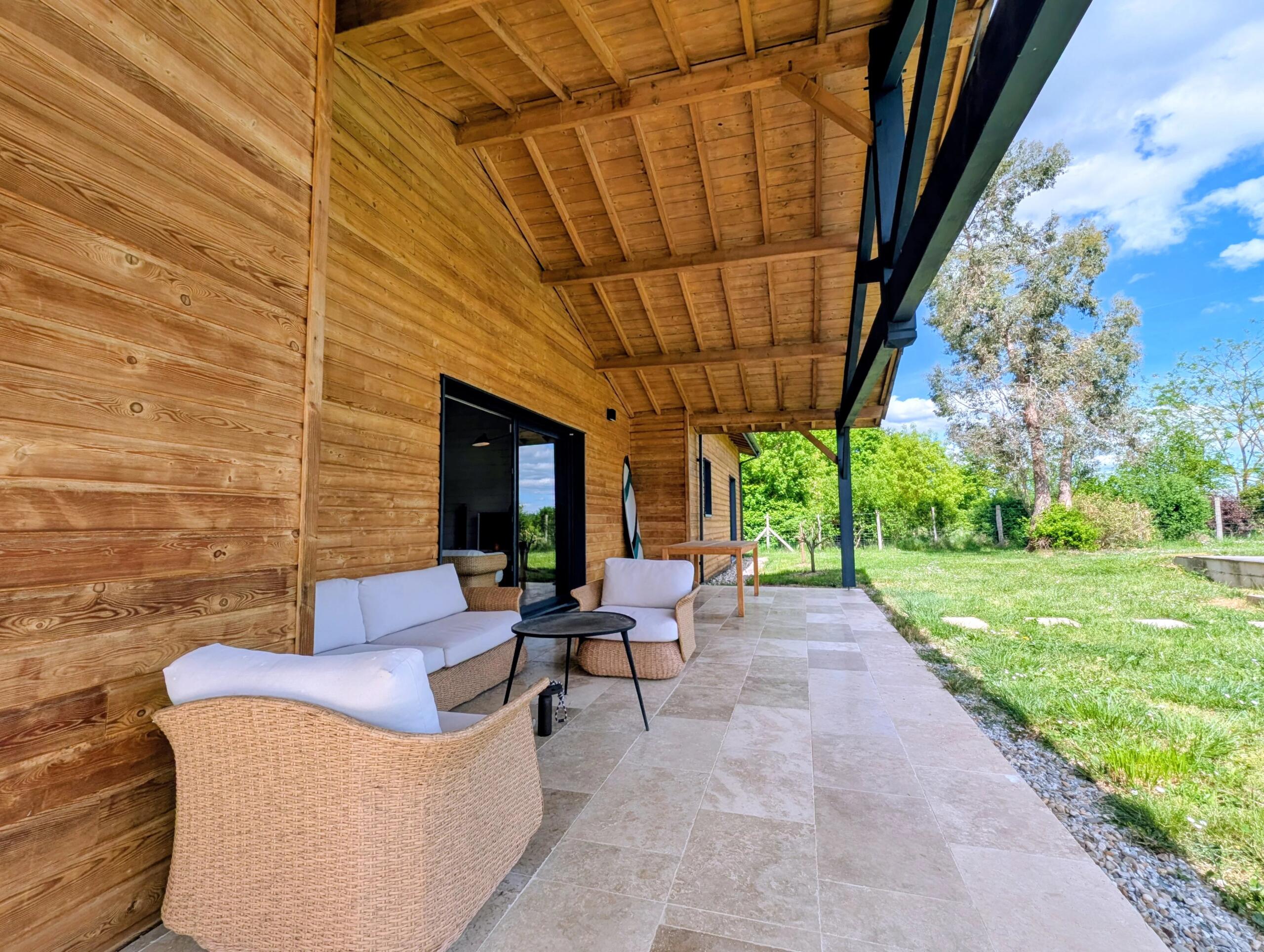 Architect-designed home with pool close to the bastide of Monflanquin, Aquitaine – France – BVI84932