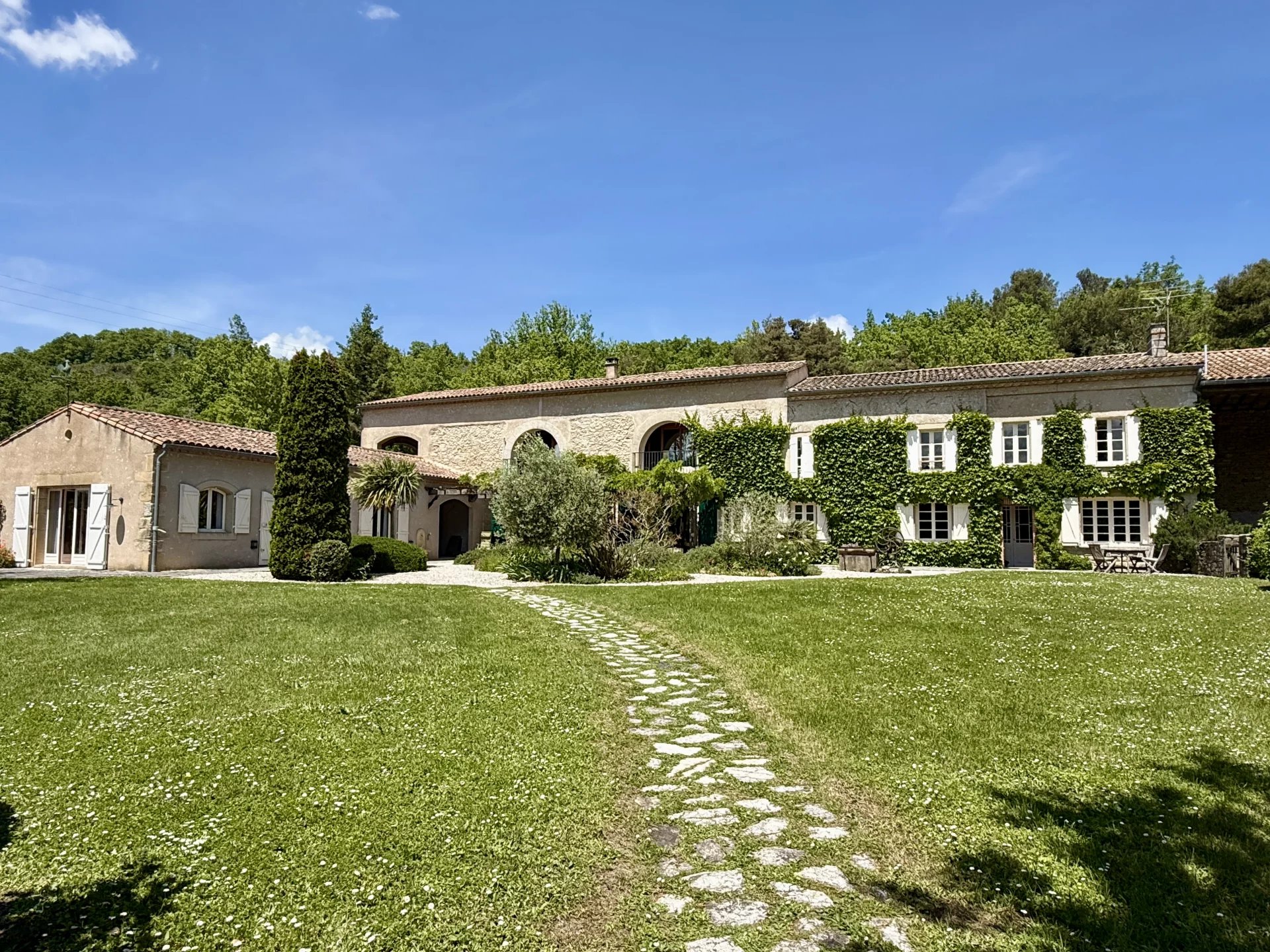 Beautiful Farmhouse in Private Grounds near Mirepoix, Languedoc-Roussillon – France – BVI77633