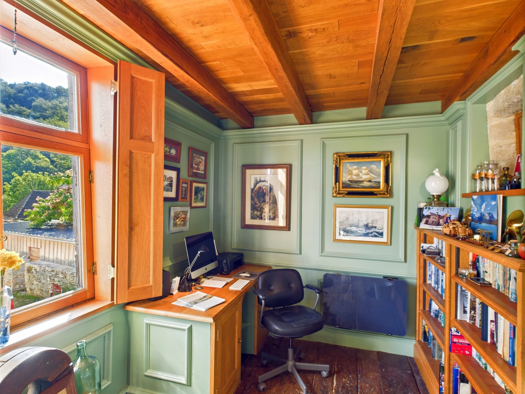 2 independent stone houses with income potential in a lively village setting, Midi-Pyrénées – France – BVI80288