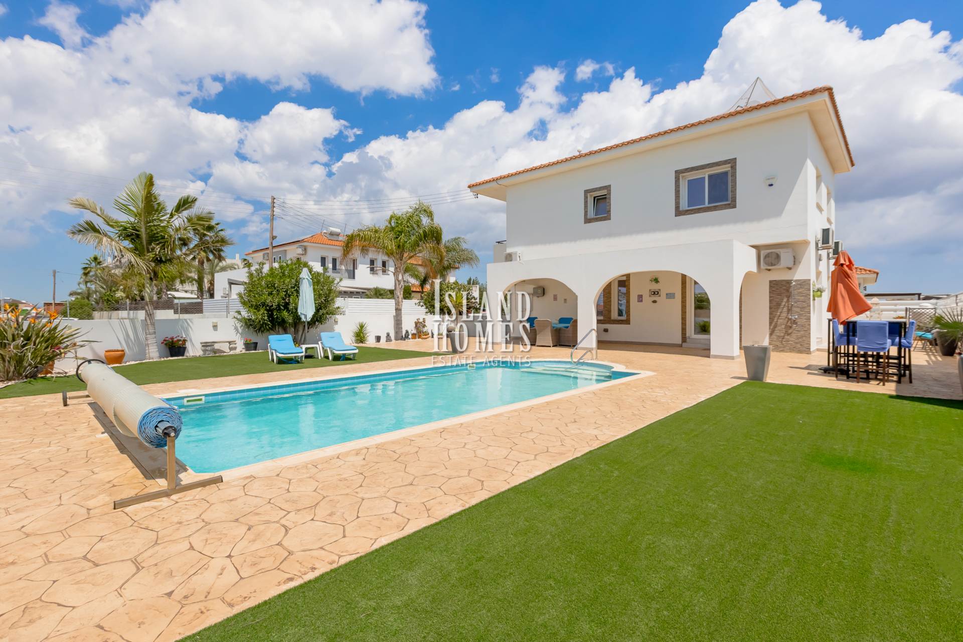 4 bedroom Villa in Liopetri, Famagusta, Cyprus – LgL109