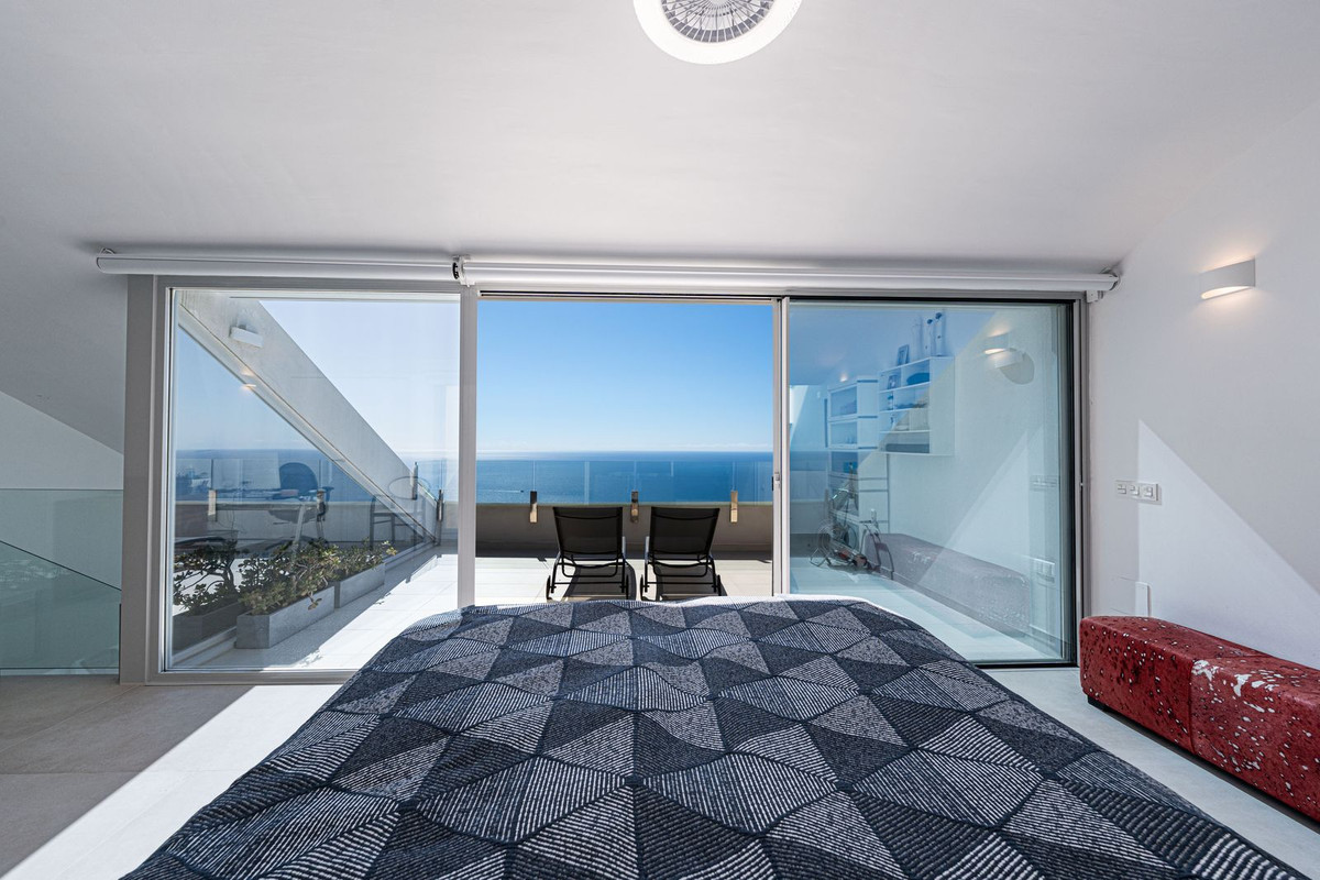 3 bedroom Duplex Penthouse in Benalmadena, Malaga, Spain – 428-04778P