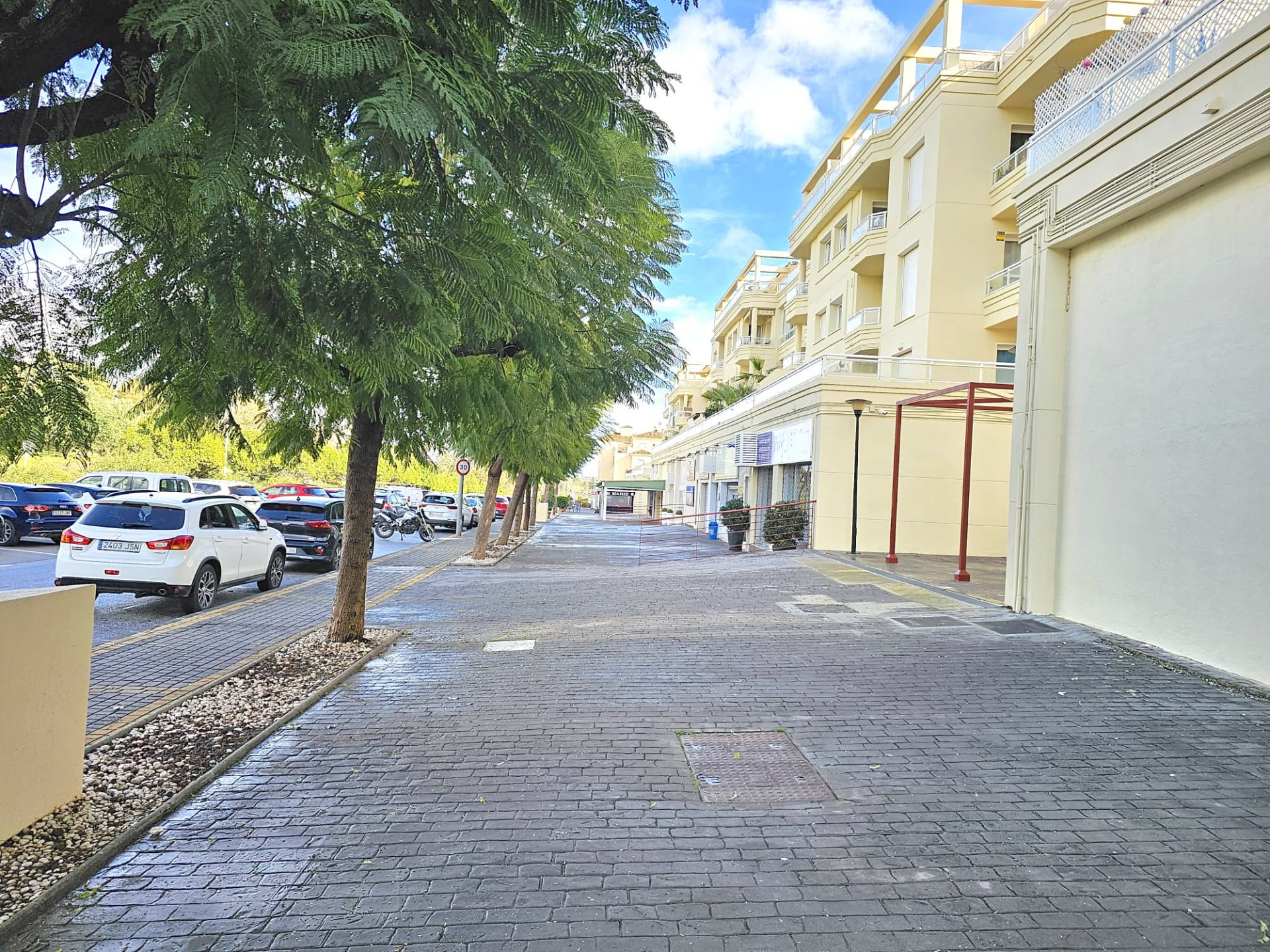 Commercial Premises in Mijas Costa, Malaga, Spain – 428-05389P