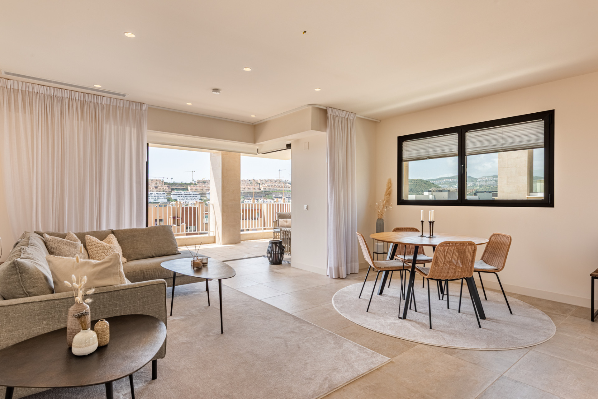 4 bedroom Apartment in Mijas Costa, Malaga, Spain – 428-05395D