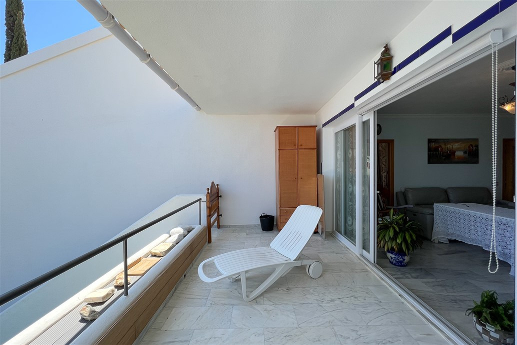 4 bedroom Semi Detached House in Mijas Costa, Malaga, Spain – 428-05396P